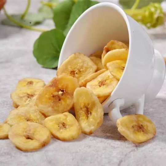 Deep-fried plantain chips